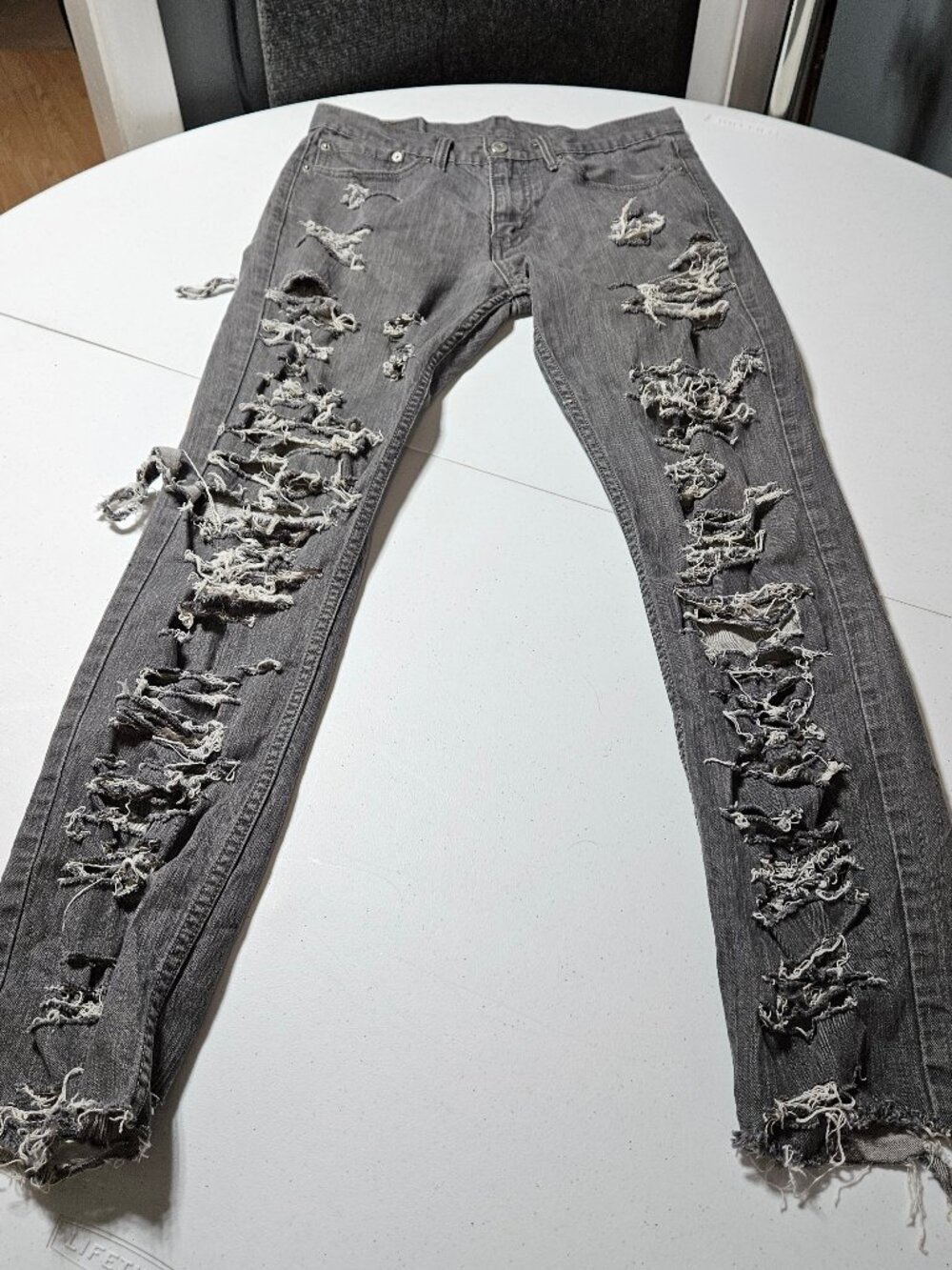 Mens Levi Strauss 511 Distressed jeans 31 32